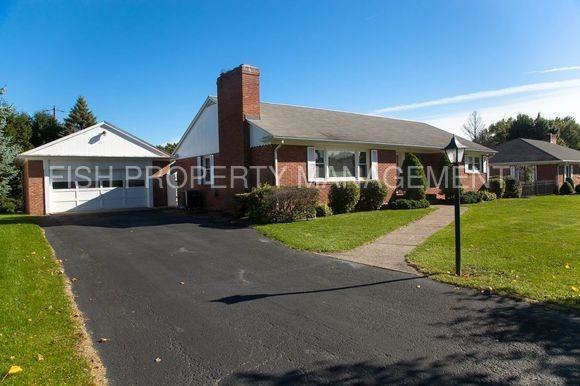 1510 Lafayette Pkwy - Photo 2 of 32