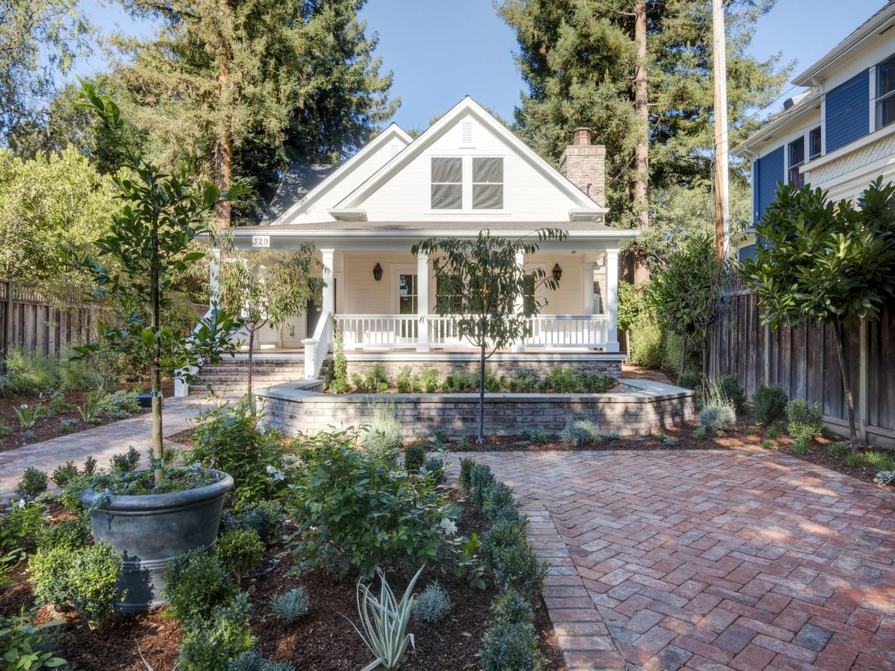 329 Lincoln Ave - Photo 2 of 45