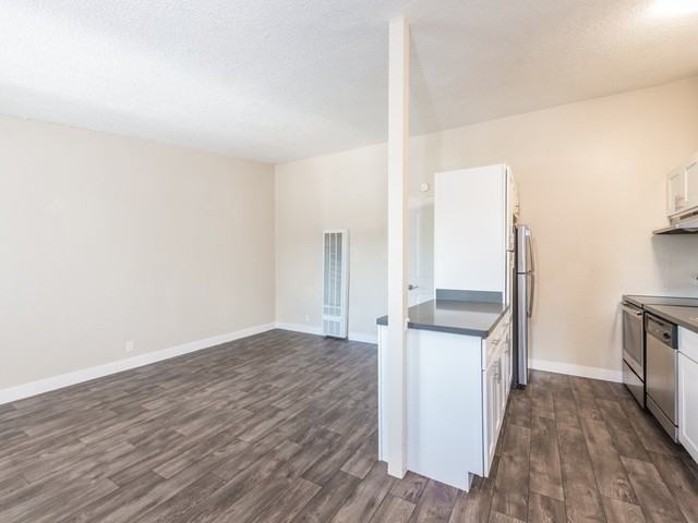 1038 on 2nd Lafayette - Photo 3 of 6