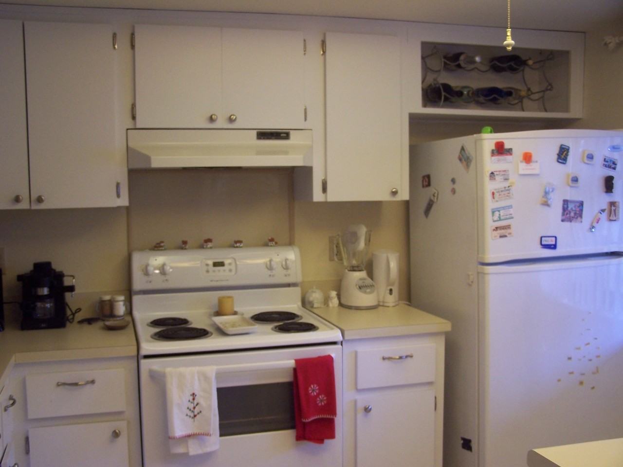 10814 Laquinta Dr - Photo 2 of 7