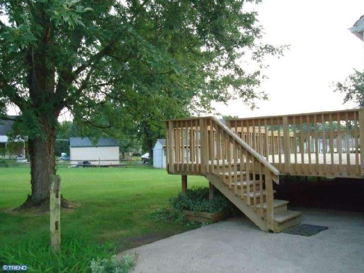 3 Pinewood Dr S - Photo 2 of 7