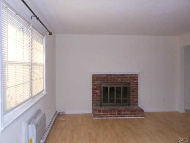 20 Homestead Ln #20 - Photo 3 of 18