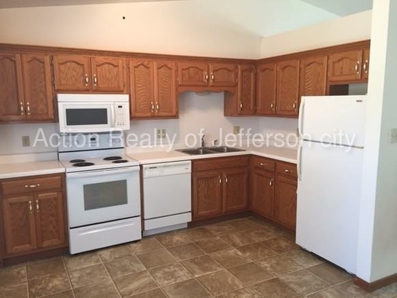 5003 Shady Ln - Photo 3 of 14