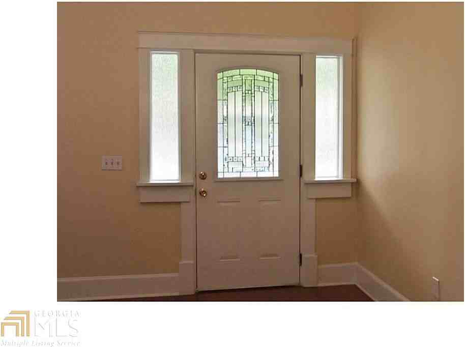 184 Ormond St SE - Photo 3 of 25