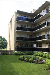 300 St Clair Ave W - Photo 2 of 3