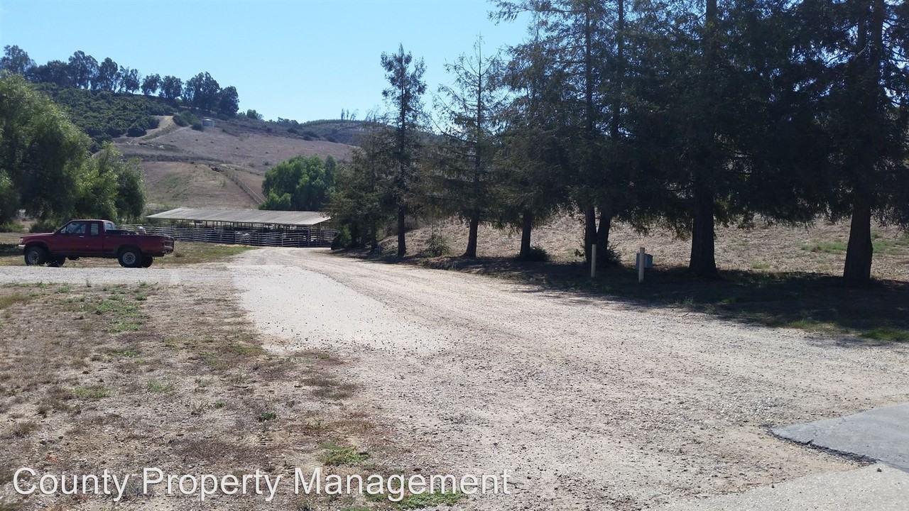 7692 Bradley Rd - Photo 2 of 2