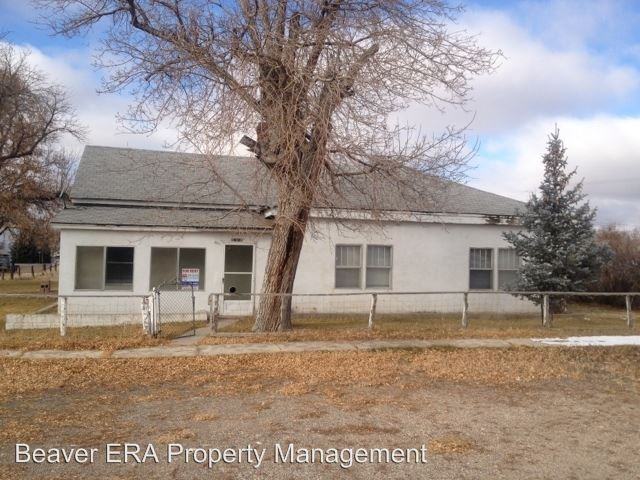 205 N 300 W St - Photo 2 of 27