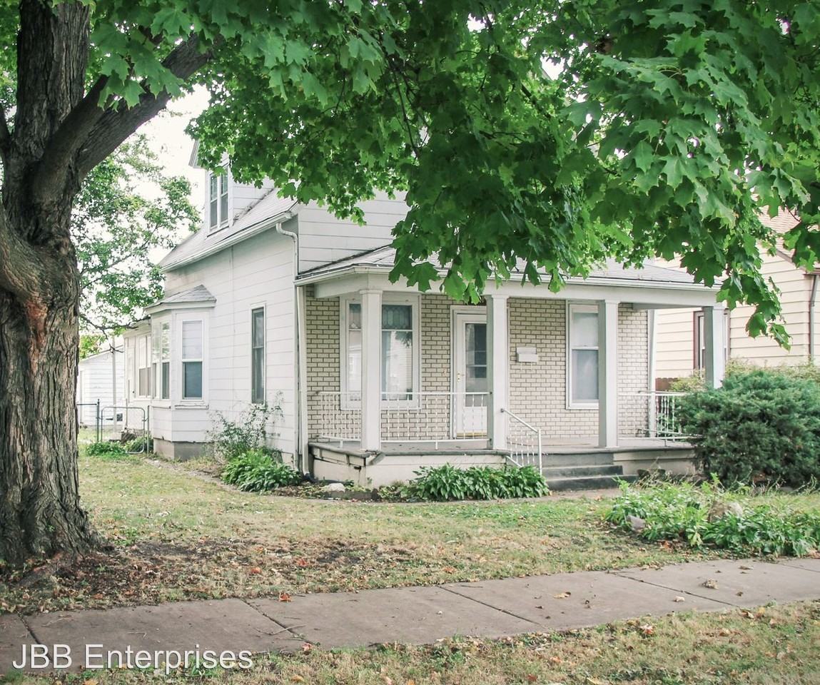 1416 39th St - Photo 3 of 12