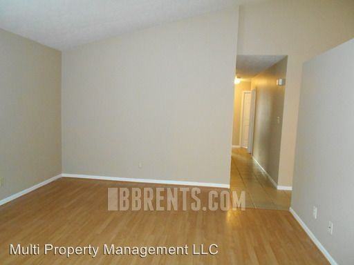 849 Somerset Ct - Photo 2 of 15