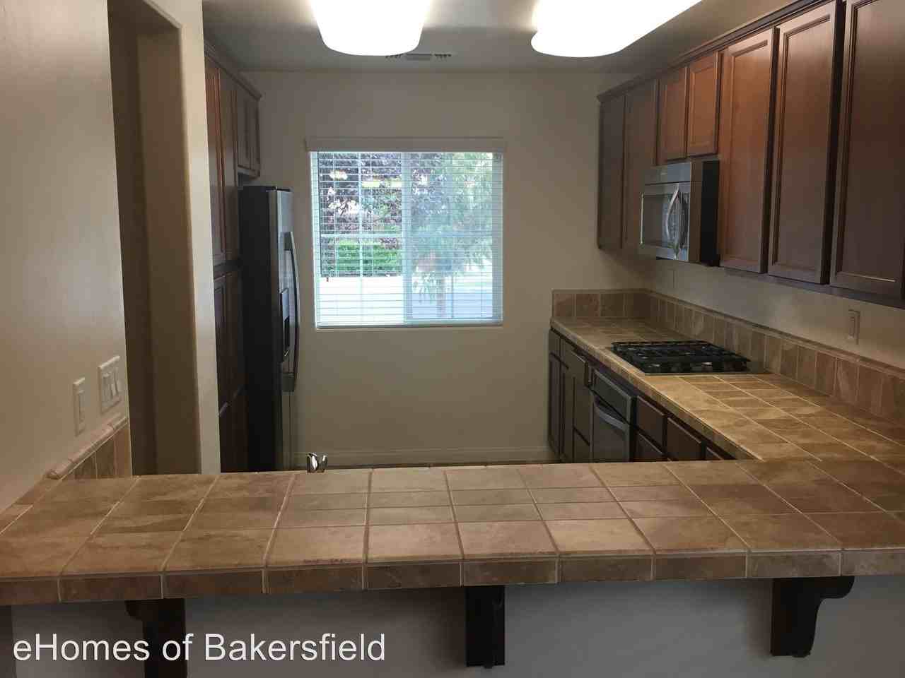 6113 Continental Dr - Photo 3 of 24