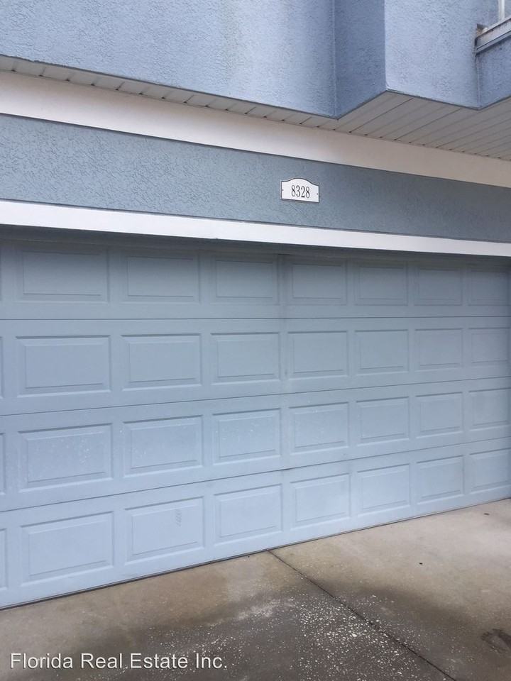 8328 Shallow Creek Ct - Photo 3 of 14