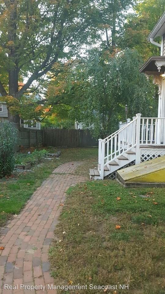 6 Locust Ave - Photo 3 of 21