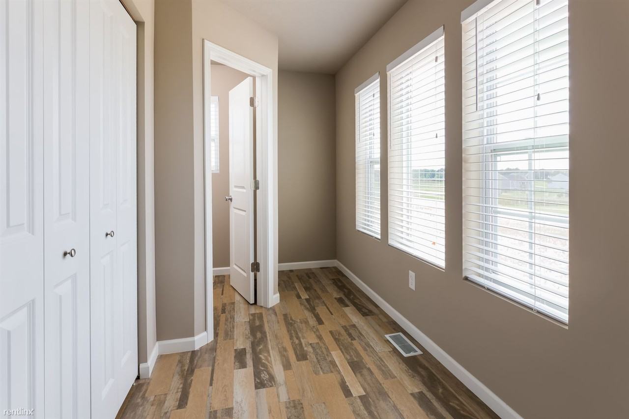 12180 White Cedar Dr - Photo 2 of 22