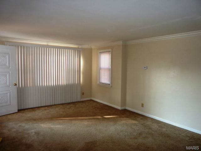 3352 Chaucer Ave - Photo 3 of 13