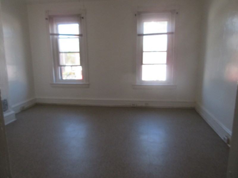 1120 Kaighn Ave - Photo 3 of 5