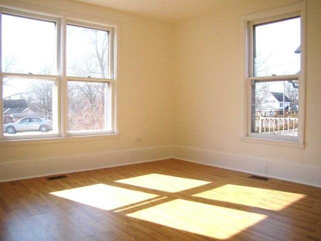 384 Scott St - Photo 2 of 14