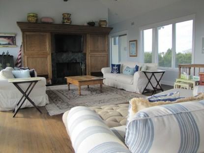 222 Surfside Dr - Photo 3 of 13