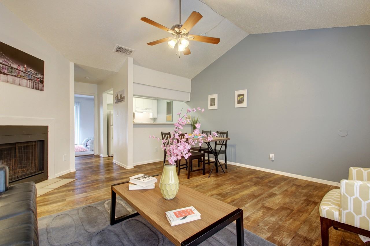 6408 Burns St - Photo 2 of 50