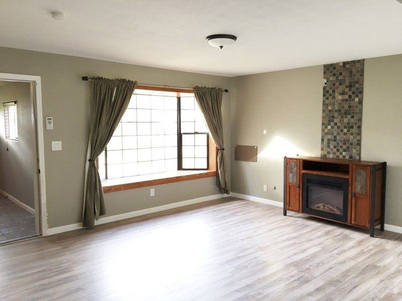 1806 Culvers Dr - Photo 3 of 4