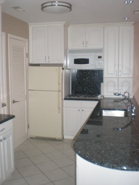 4 Sunrise Dr #4 - Photo 3 of 11