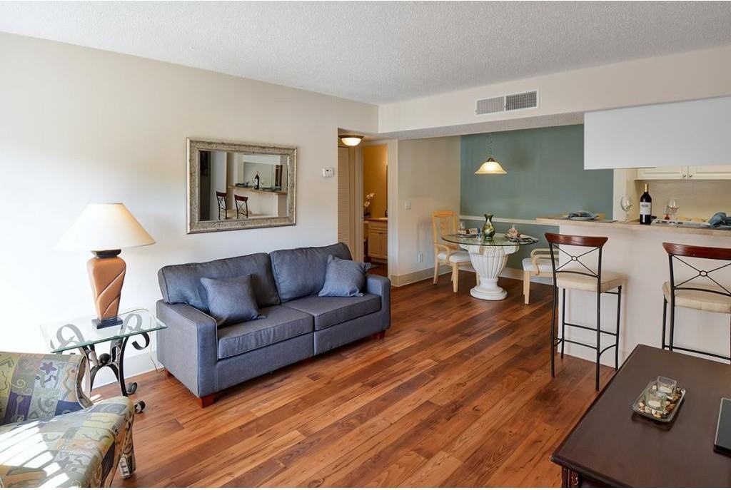 Beach Club Apartment Homes 6904 Ralston Beach Cir, Tampa, FL 33614