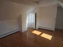 95 Grove St - Photo 3 of 8