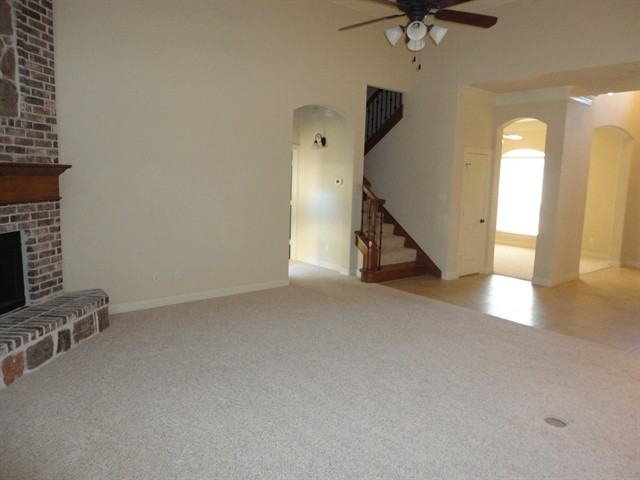 11608 Cambria Dr - Photo 2 of 13