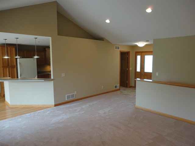 1156 Hillebrand Dr - Photo 2 of 23