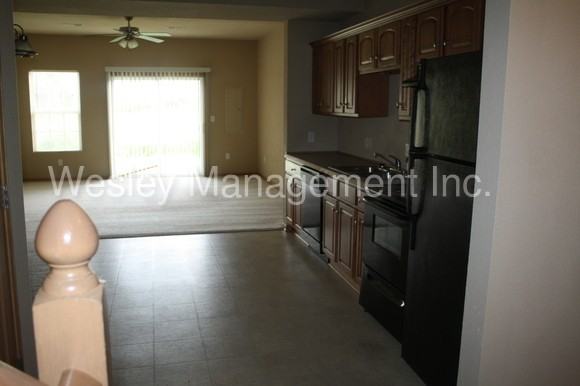 10362 Sloan Ave - Photo 3 of 18