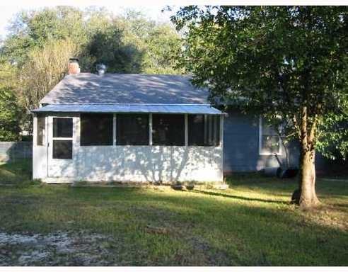 7122 Nixon St - Photo 3 of 9