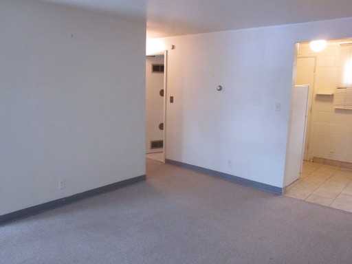 2263 S Lake St - Photo 3 of 7