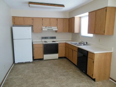 6752 Fairway Ave - Photo 3 of 5