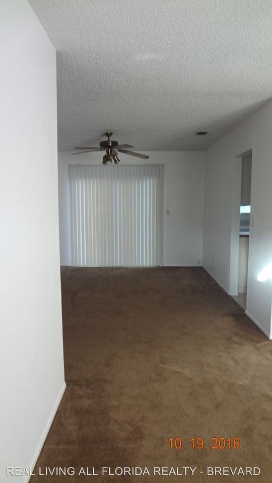 1460 Cass Ave NW - Photo 3 of 12