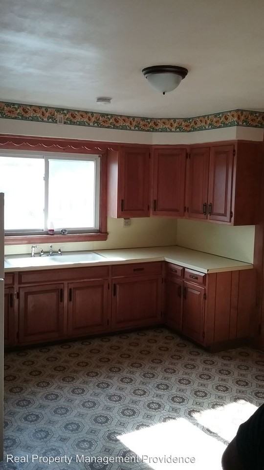 23 Jackson Ave - Photo 2 of 10