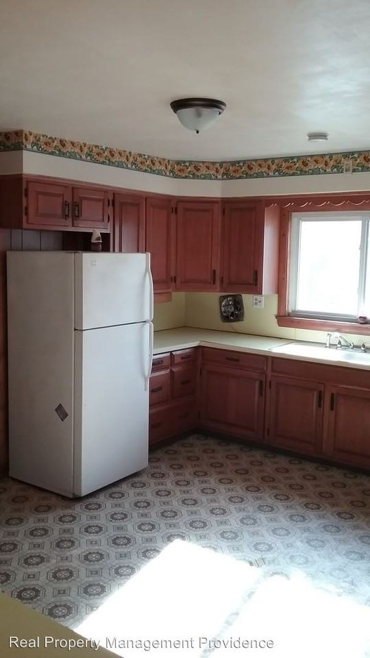 23 Jackson Ave - Photo 3 of 10