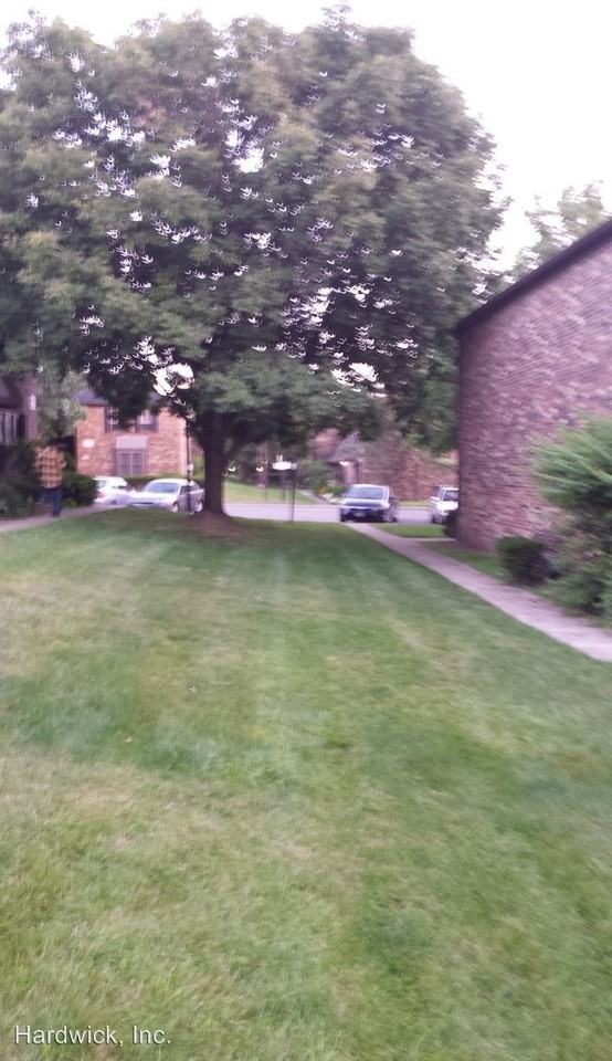 1603 Hallworth Ct - Photo 2 of 24