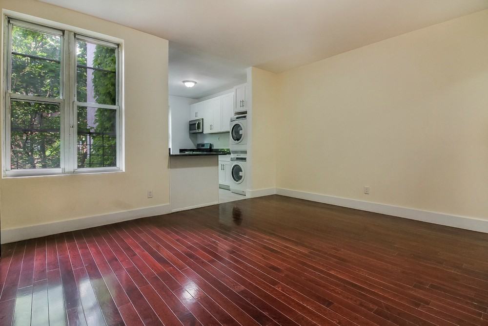 475 Bedford Avenue a3 - Photo 2 of 5