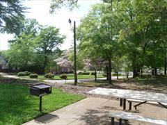 600 E 8th St - Photo 3 of 8