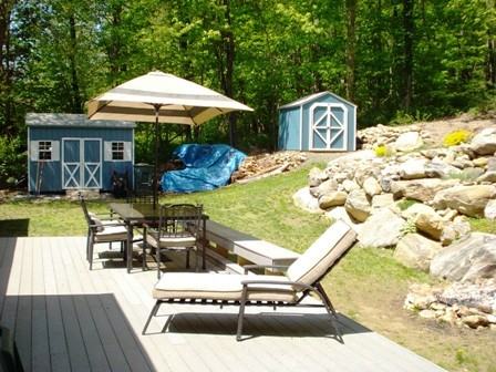 250 Porter Ave - Photo 3 of 15