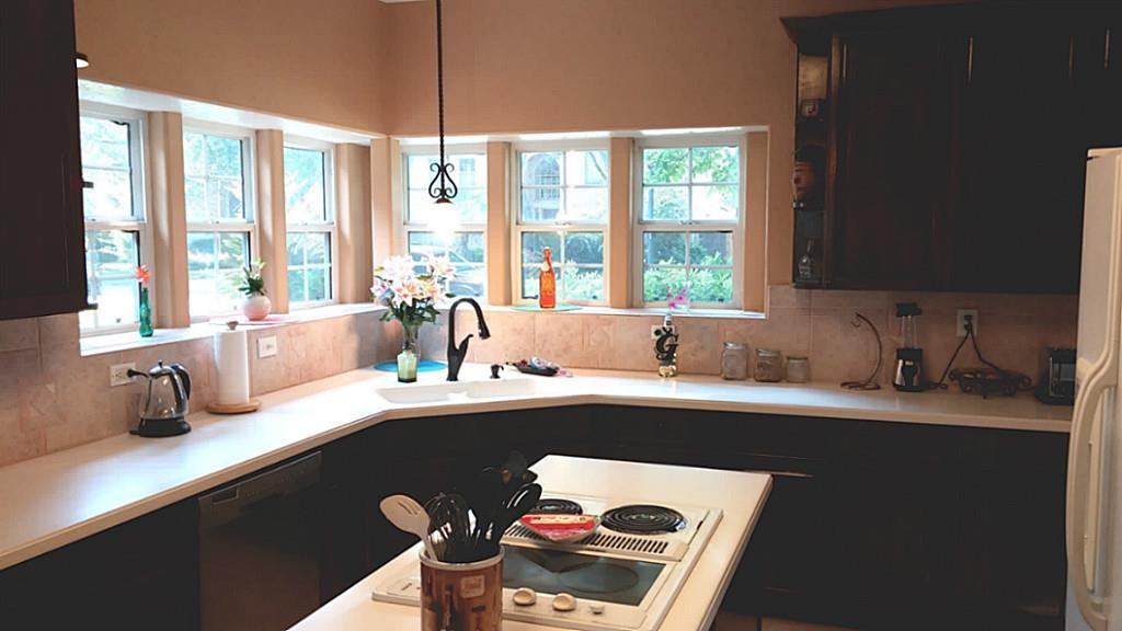 11903 Gatesden Dr - Photo 3 of 11