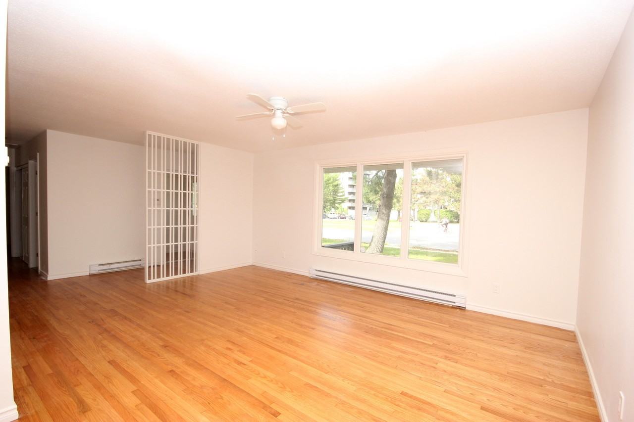 16 Banner Rd #a - Photo 3 of 12