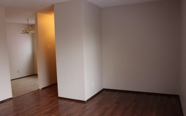 3722 Fairlight Dr - Photo 3 of 10