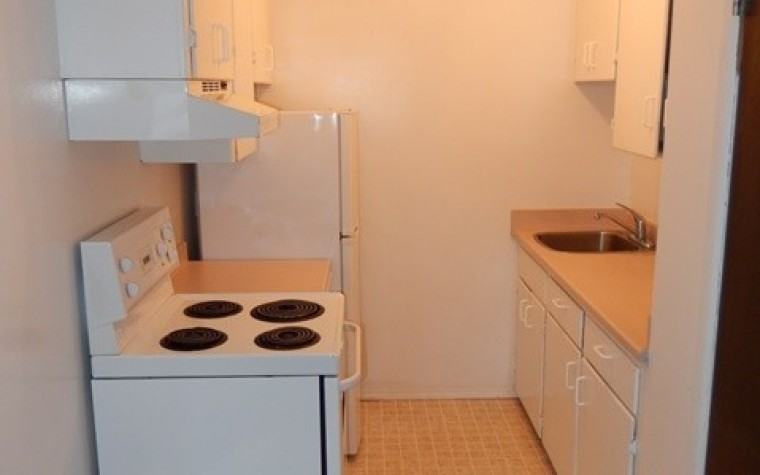 2102 Main St #1 - Photo 2 of 7