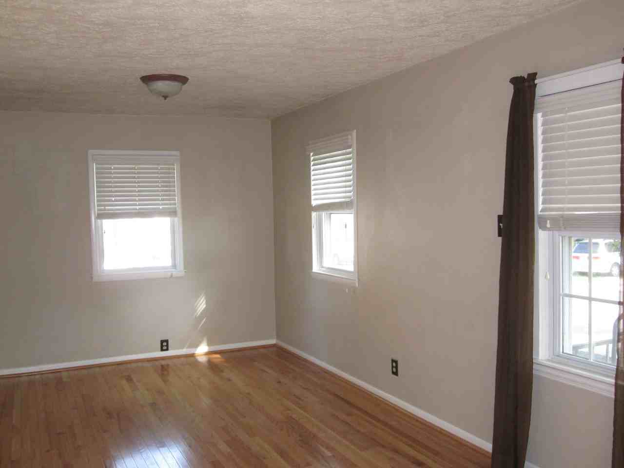 24 Hampton Rd - Photo 3 of 14