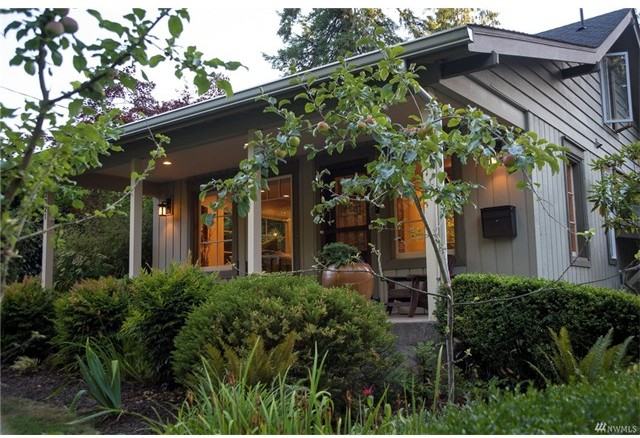 2321 Buker St SE - Photo 2 of 18