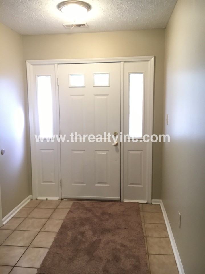 1530 Park Vista Ct - Photo 3 of 23