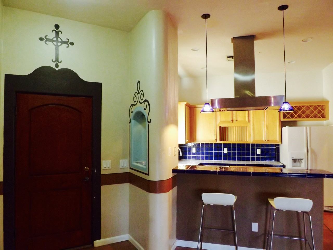 854 W Alameda St - Photo 2 of 24