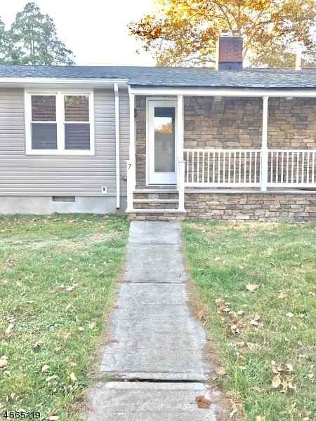 7 Degraw Ave - Photo 3 of 22