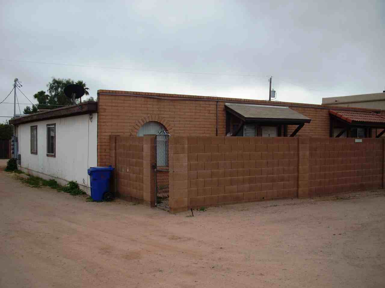 1461 E Southern Ave - Photo 2 of 2