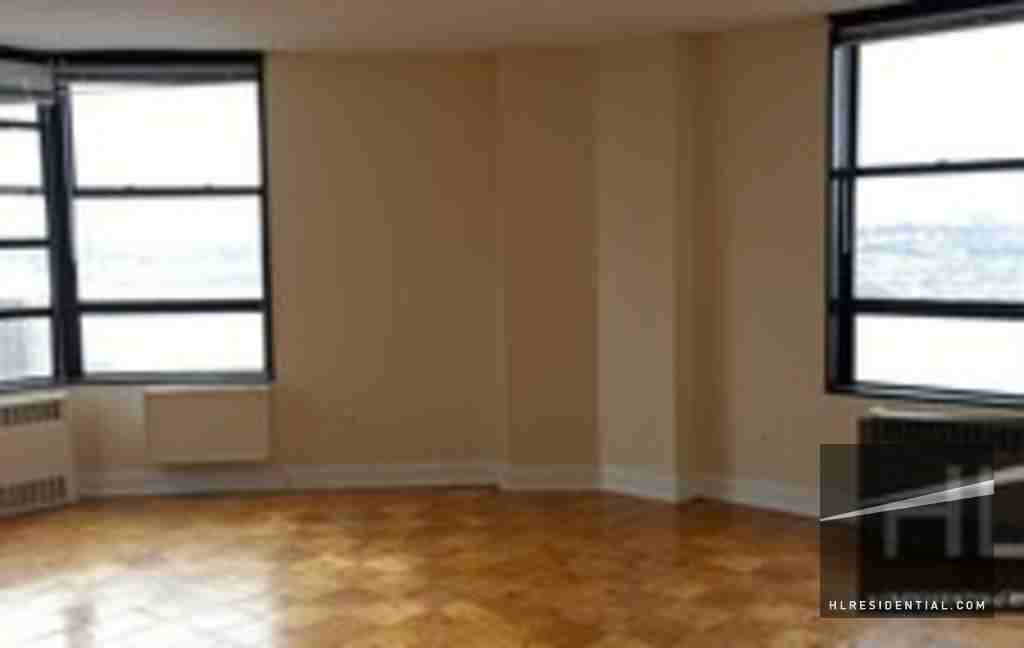 Grand Ave #6A